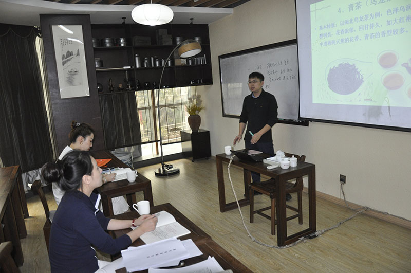 学茶艺怎么选茶道培训机构? 天晟茶艺培训学校